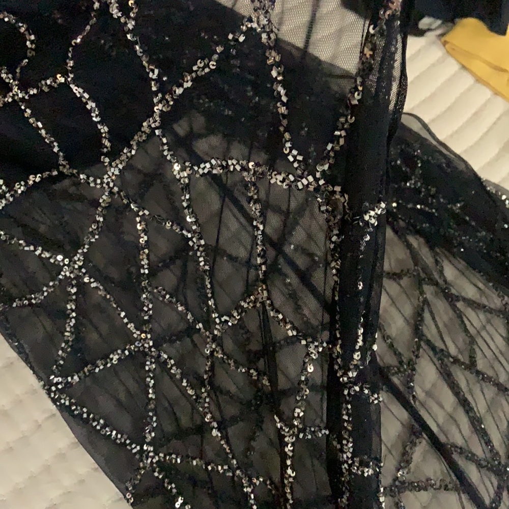 Dress - Picture 5 of 8